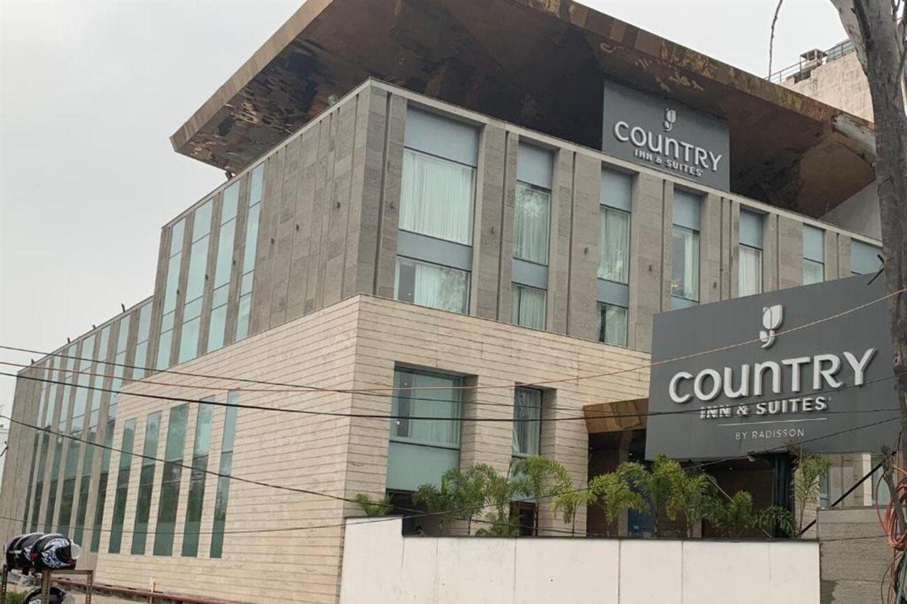 Country Inn & Suites By Radisson Chandigarh Zirakpur Eksteriør bilde