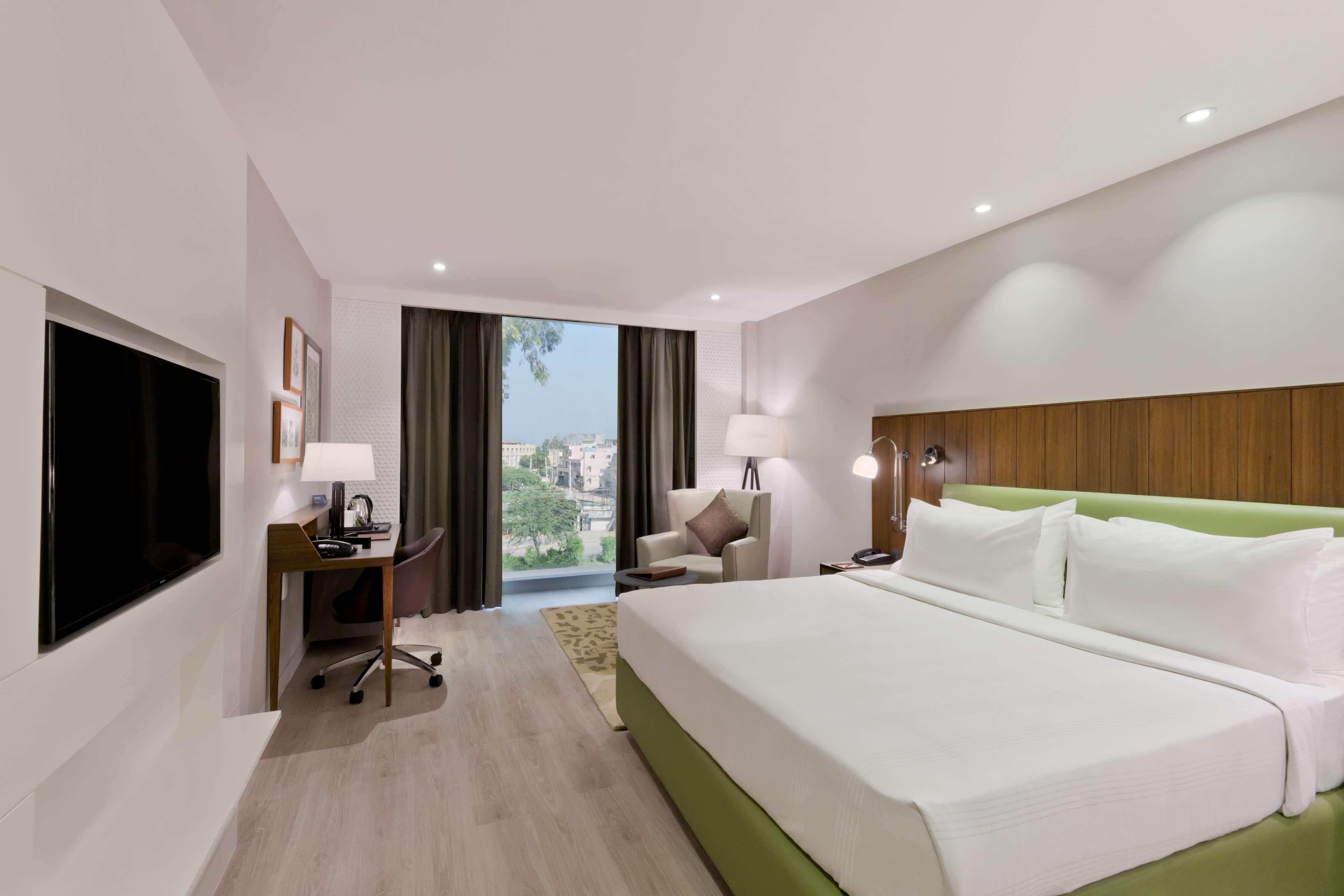 Country Inn & Suites By Radisson Chandigarh Zirakpur Eksteriør bilde