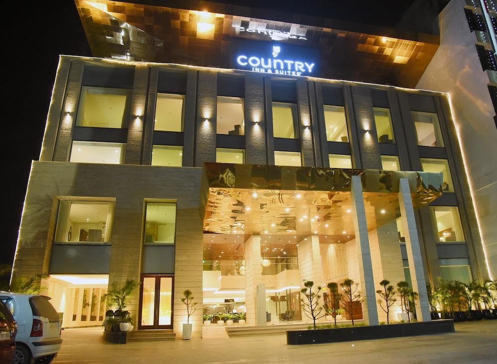 Country Inn & Suites By Radisson Chandigarh Zirakpur Eksteriør bilde