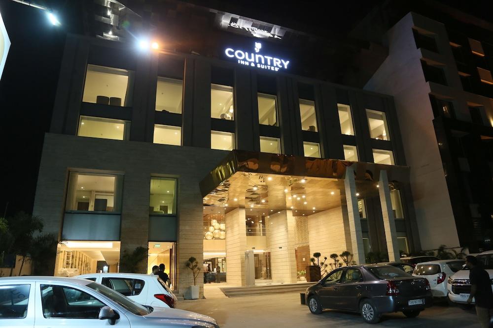 Country Inn & Suites By Radisson Chandigarh Zirakpur Eksteriør bilde